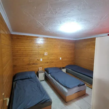 Szabadsag Vendeghaz 2 Apartament *