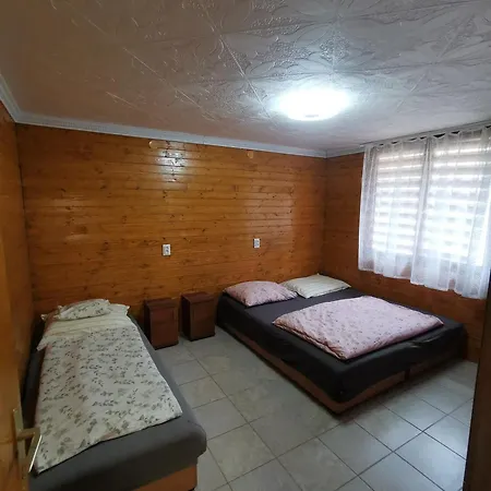 Szabadsag Vendeghaz 2